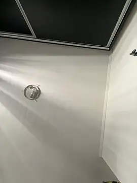 Snapshot of Gipoltergeist chatting on 04/15/26, 03:19 Gipoltergeist online show from 04/15/26, 03:19