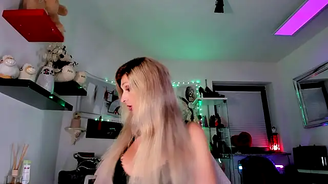 2bigass4 u online show from 10/28/25, 04:27