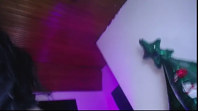 Miss Loise online show from 12/14/24, 07:25