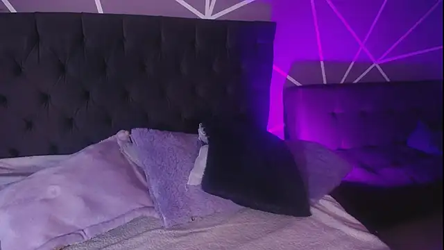 Miss Loise online show from 03/11/25, 01:01