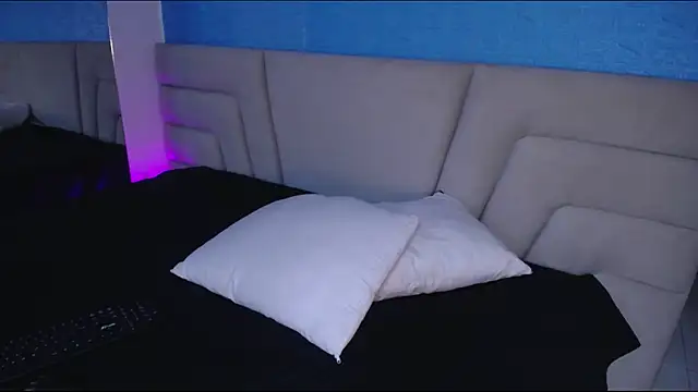 Miss Loise online show from 10/07/25, 03:47