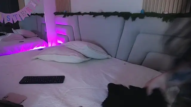 Miss Loise online show from 04/06/26, 04:46