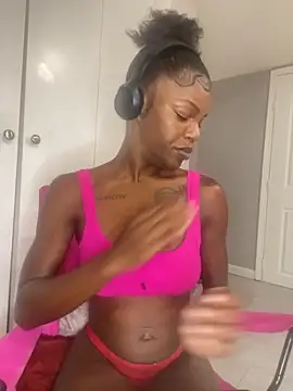 Snapshot of wishwashhy22 chatting on 10/02/25, 04:52 wishwashhy22 online show from 10/02/25, 04:52