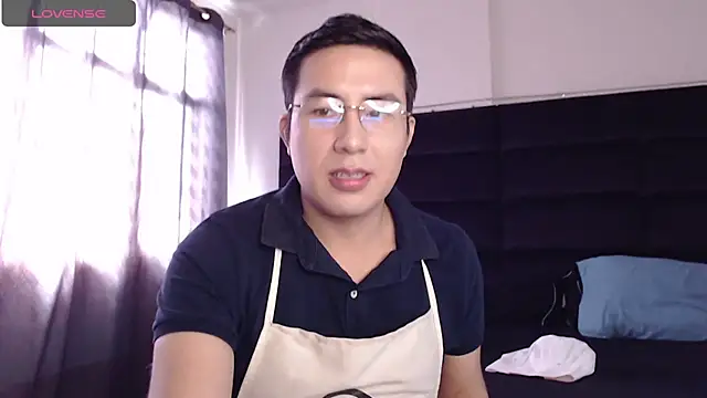 andrewmhilton  online show from 02/14/25, 08:05