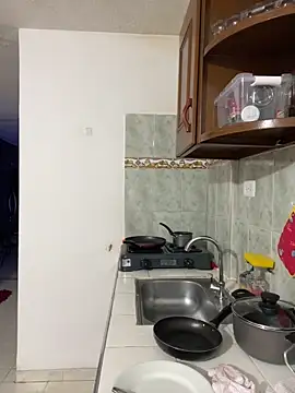 andrewmhilton  online show from 02/25/25, 02:47