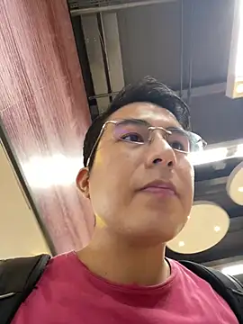 andrewmhilton  online show from 02/25/25, 06:42