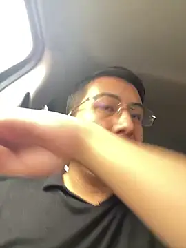 andrewmhilton  online show from 03/08/25, 06:16