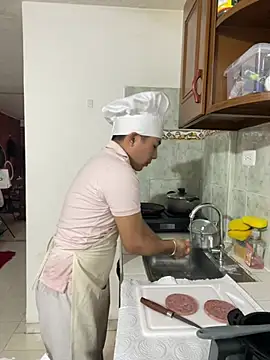 andrewmhilton  online show from 03/11/25, 07:36