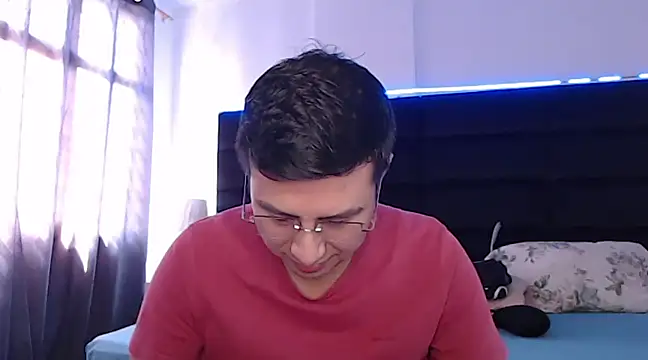 andrewmhilton  online show from 03/15/25, 07:59