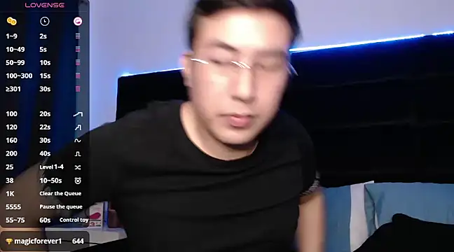 andrewmhilton  online show from 03/18/25, 03:31