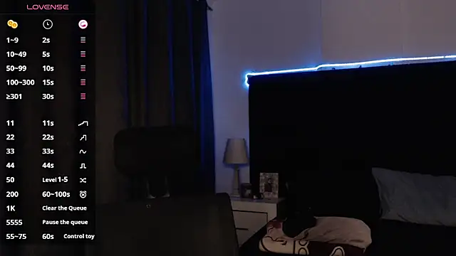 andrewmhilton  online show from 10/10/25, 05:17