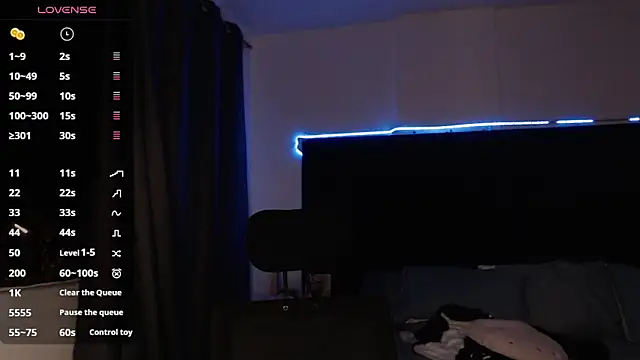 andrewmhilton  online show from 10/26/25, 06:08