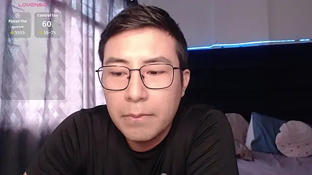 andrewmhilton  online show from 01/06/26, 05:38