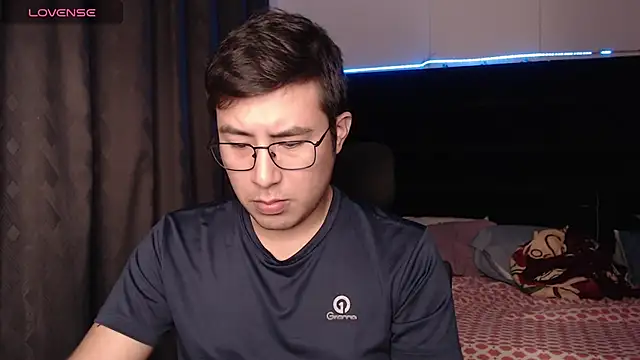 andrewmhilton  online show from 01/17/26, 07:13