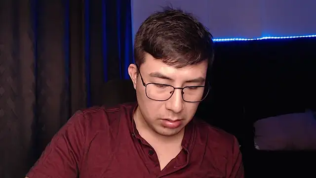 andrewmhilton  online show from 03/28/26, 05:29