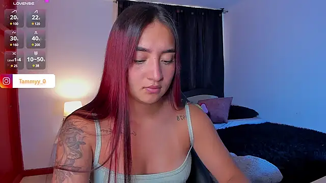 Snapshot of _Tammyy chatting on 12/10/24, 08:27  Tammyy online show from 12/10/24, 08:27