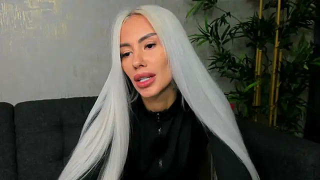 Bailey Rush online show from 03/19/25, 12:56