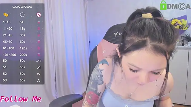 Snapshot of AnnyHoney_ chatting on 04/20/26, 03:15 AnnyHoney online show from 04/20/26, 03:15