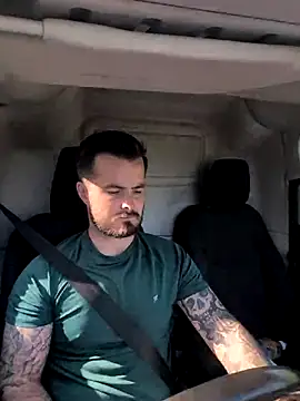 Snapshot of Brightspark22 chatting on 04/14/26, 08:42 Brightspark22 online show from 04/14/26, 08:42