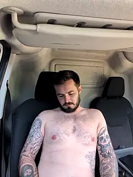 Snapshot of Brightspark22 chatting on 04/22/26, 08:17 Brightspark22 online show from 04/22/26, 08:17