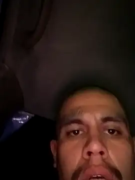 Snapshot of Stomps33 chatting on 12/22/24, 11:41 Stomps33 online show from 12/22/24, 11:41