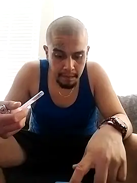 Snapshot of Stomps33 chatting on 03/07/25, 11:38 Stomps33 online show from 03/07/25, 11:38