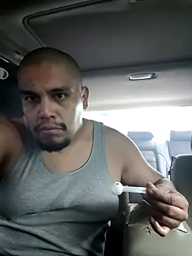 Snapshot of Stomps33 chatting on 11/12/25, 03:56 Stomps33 online show from 11/12/25, 03:56