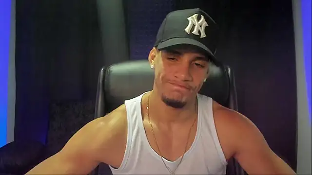 jhonnysnow17 online show from 10/04/25, 10:41