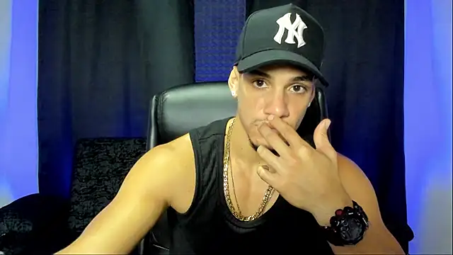 jhonnysnow17 online show from 10/10/25, 11:04