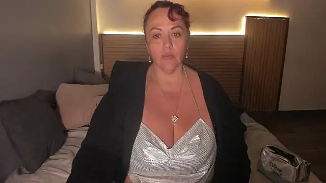 megan dreamsss online show from 02/06/26, 12:04