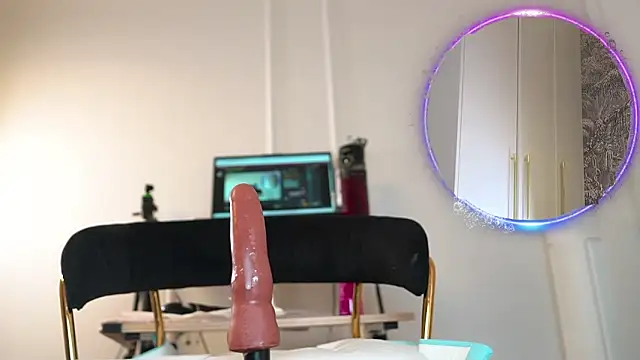 Snapshot of Miss69Ri99 chatting on 03/09/26, 11:53 Miss69Ri99 online show from 03/09/26, 11:53