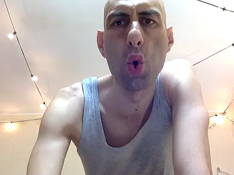 Snapshot of HandsomeAlfie chatting on 09/24/25, 02:37 HandsomeAlfie online show from 09/24/25, 02:37