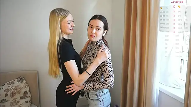 Snapshot of EllenReeves chatting on 03/31/26, 05:41 EllenReeves online show from 03/31/26, 05:41