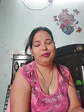 Poojabhabi101 online show from 05/25/26, 05:24