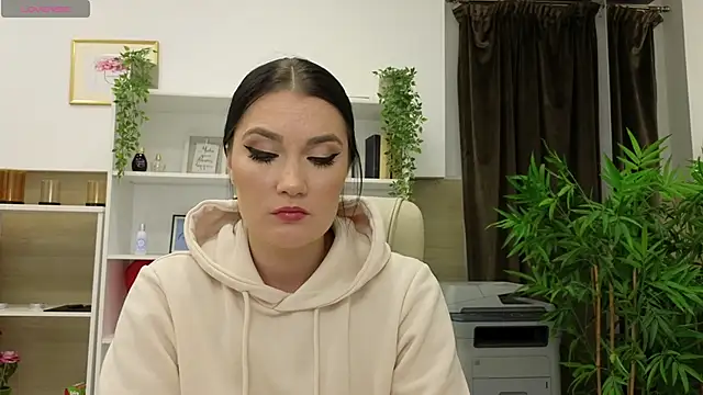 SelineSole online show from 02/04/25, 05:12