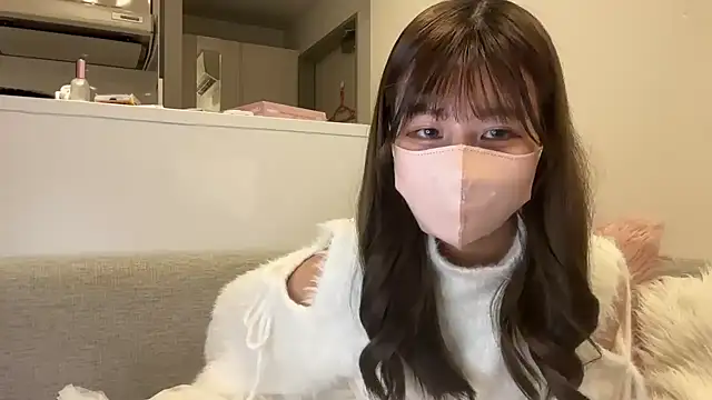 Snapshot of Ray-00 chatting on 02/02/25, 11:40 Ray-00 online show from 02/02/25, 11:40