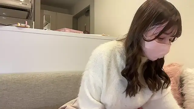 Snapshot of Ray-00 chatting on 02/03/25, 09:07 Ray-00 online show from 02/03/25, 09:07