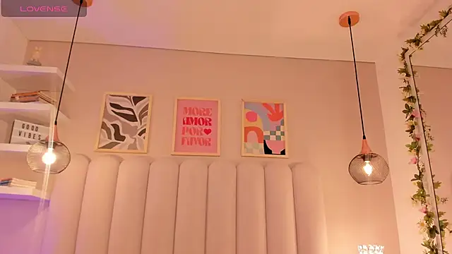 Snapshot of cute__cherry_ chatting on 09/22/25, 08:11 cute cherry online show from 09/22/25, 08:11