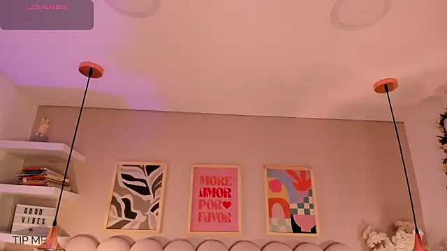 Snapshot of cute__cherry_ chatting on 10/03/25, 08:17 cute cherry online show from 10/03/25, 08:17