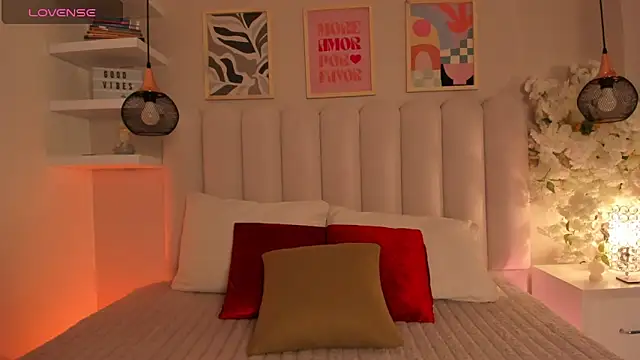 cute  cherry  online show from 02/25/26, 09:35