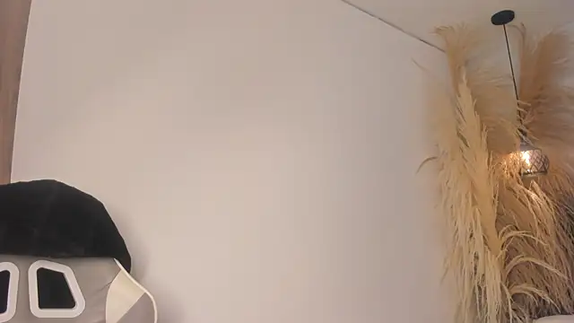 Snapshot of cute__cherry_ chatting on 06/23/26, 07:56 cute cherry online show from 06/23/26, 07:56