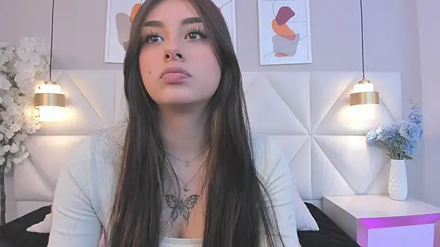 Snapshot of cute__cherry_ chatting on 07/03/26, 07:42 cute cherry online show from 07/03/26, 07:42