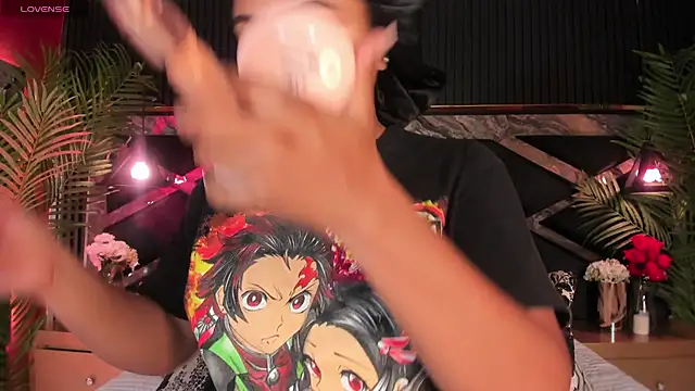 Snapshot of Aluna_sweet chatting on 11/26/25, 09:16 Aluna sweet online show from 11/26/25, 09:16