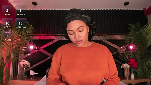 Snapshot of Aluna_sweet chatting on 11/28/25, 09:50 Aluna sweet online show from 11/28/25, 09:50