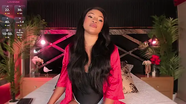 Snapshot of Aluna_sweet chatting on 12/03/25, 07:45 Aluna sweet online show from 12/03/25, 07:45