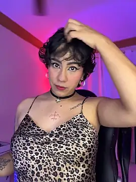 ZahaRoseee online show from 03/06/26, 12:29