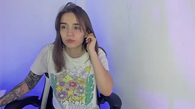  alicerosse2 online show from 03/06/25, 02:19