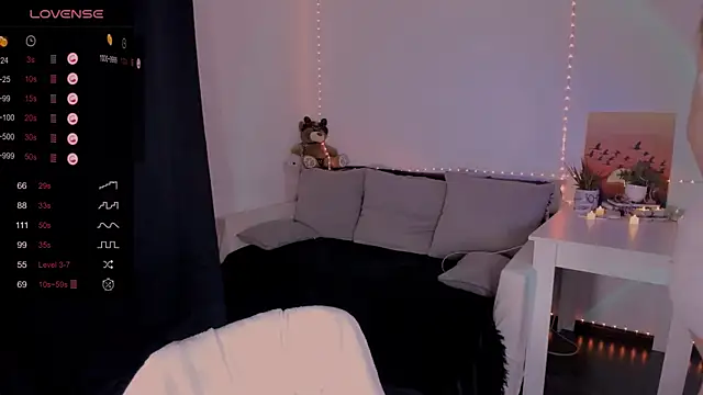 mia x love online show from 12/05/24, 05:39