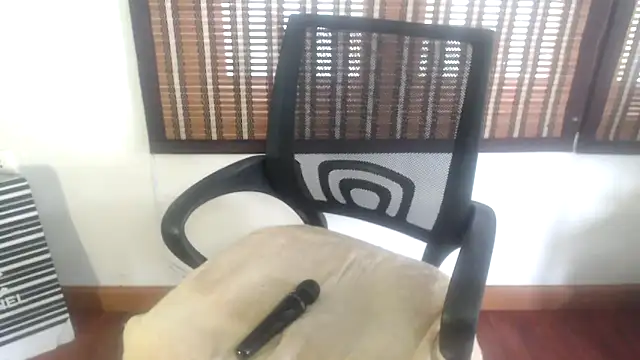 VenusX online show from 10/08/25, 04:21