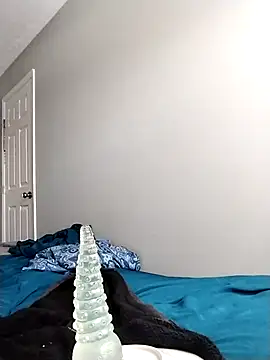 Snapshot of LiverandBrat77 chatting on 02/28/25, 03:48 LiverandBrat77 online show from 02/28/25, 03:48